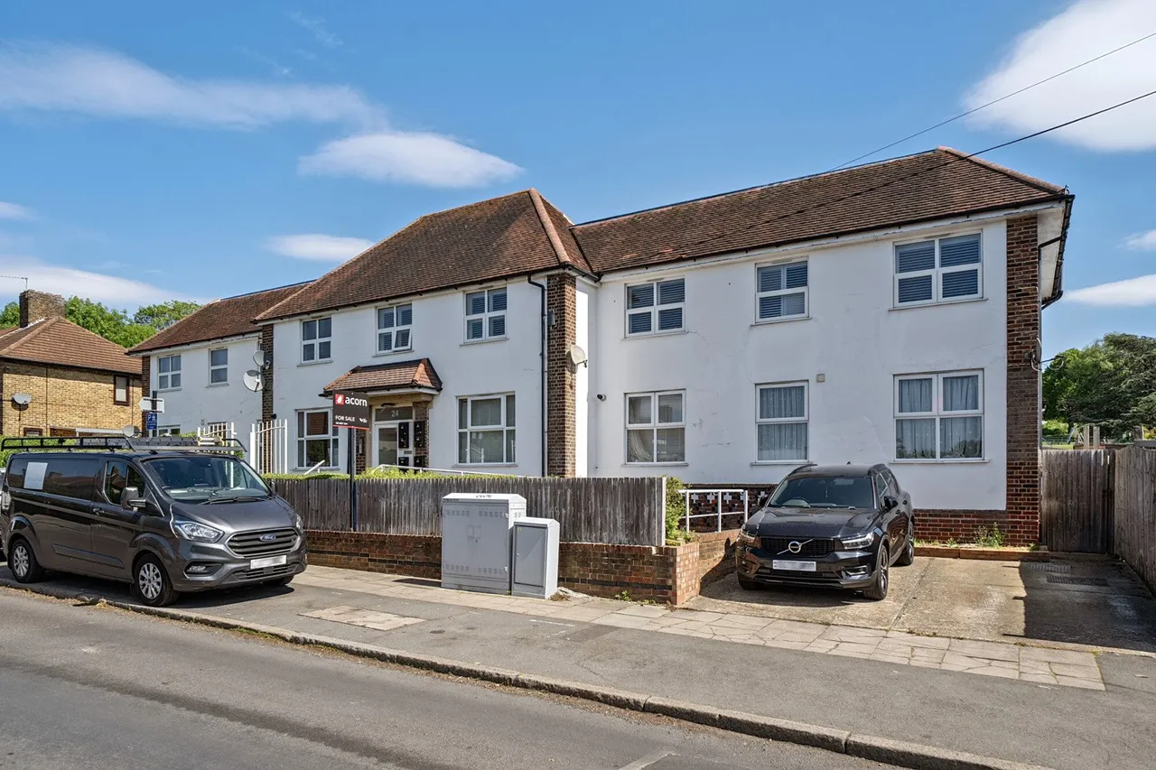 Churchdown, BR1, photo 18
