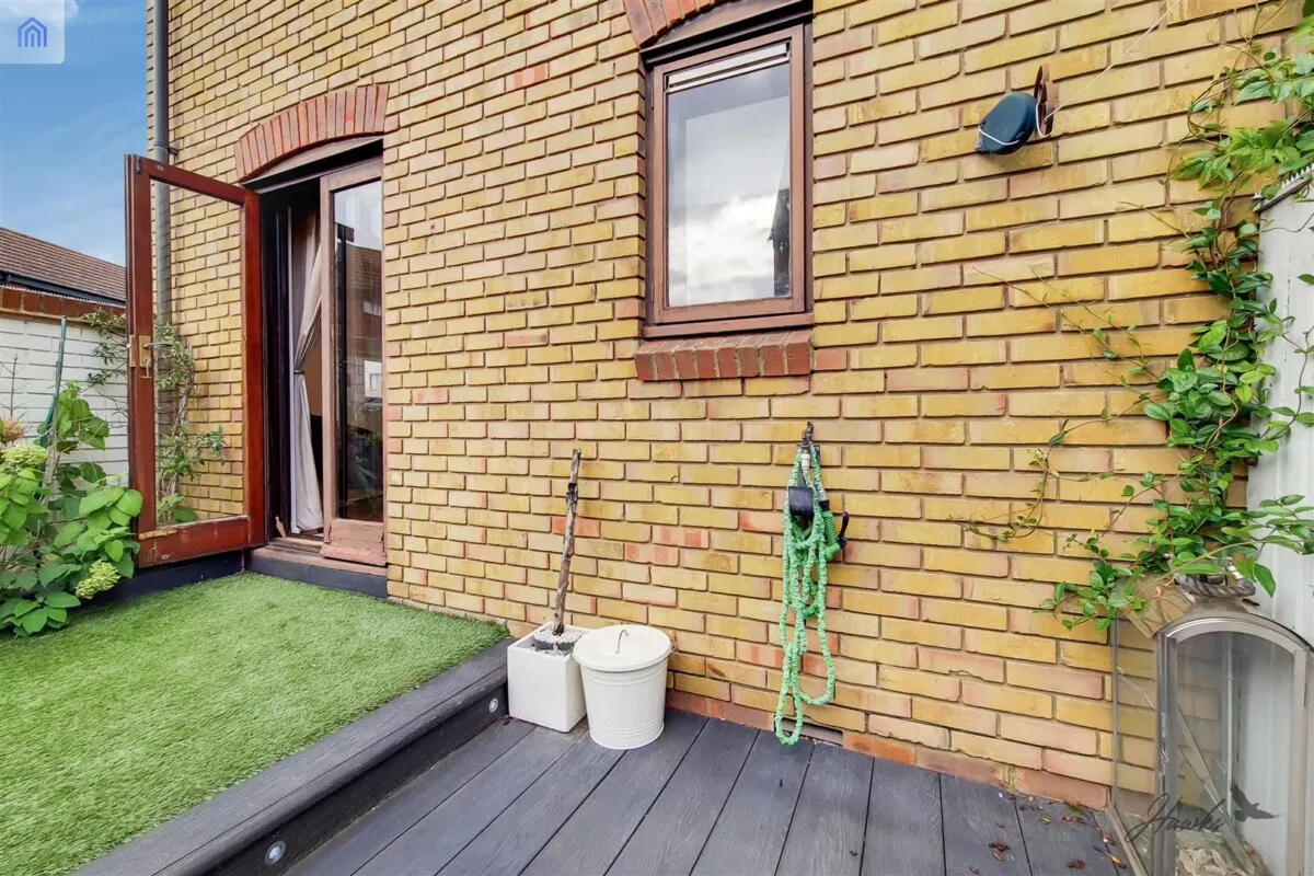 Reveley Square, London, SE16, photo 11