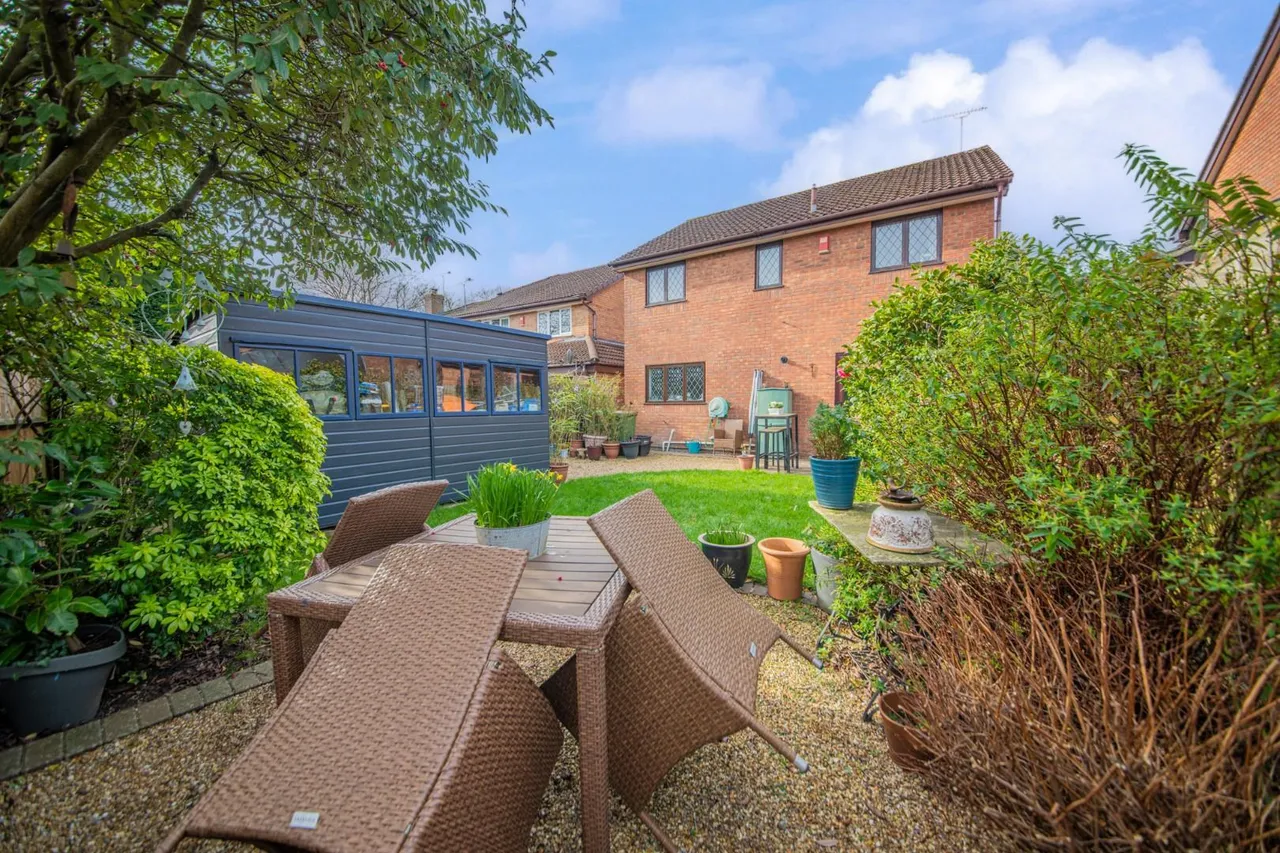 Abbotsbury Road, Bishopstoke, Eastleigh, SO50 8NZ, photo 9