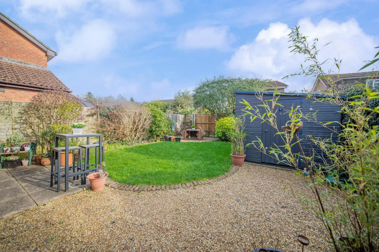 Abbotsbury Road, Bishopstoke, Eastleigh, SO50 8NZ, photo 8