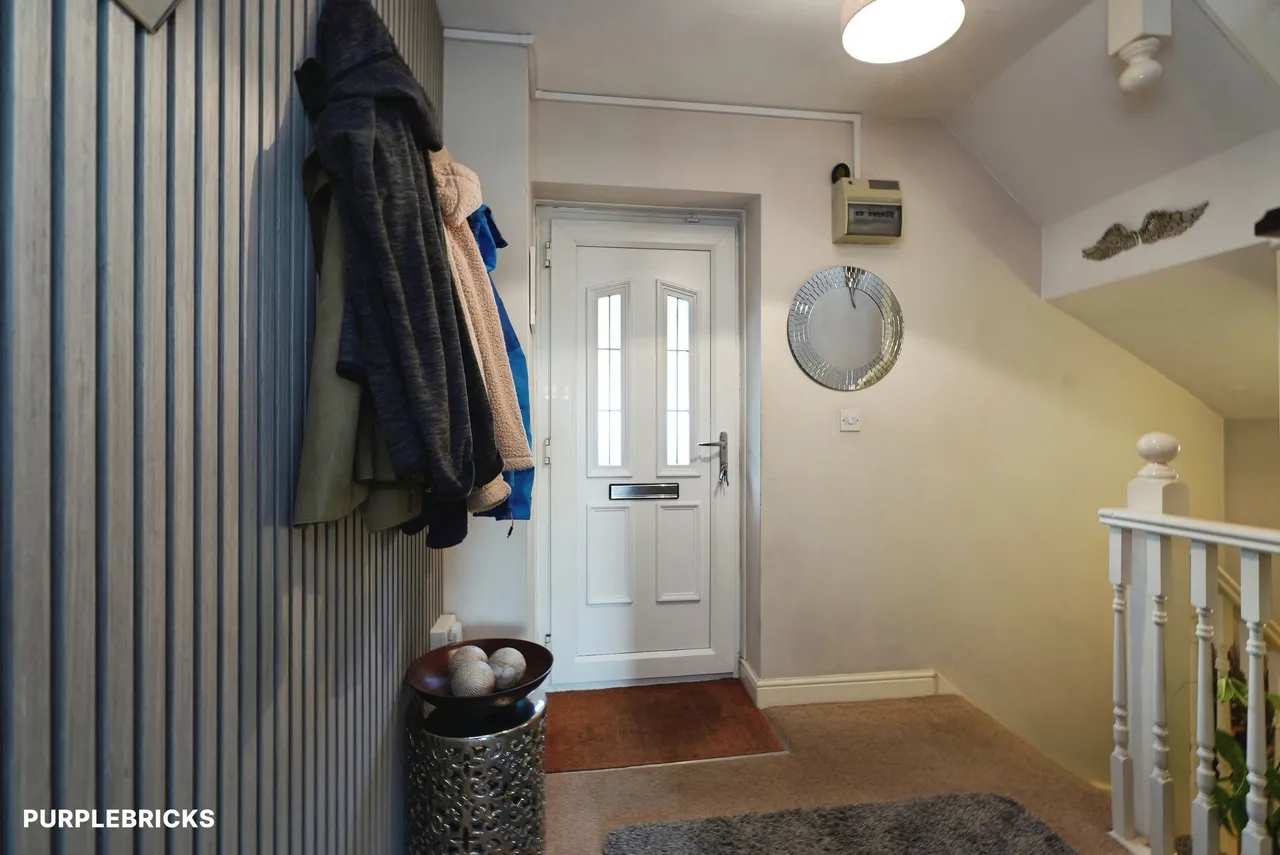 Longwood Gate, Huddersfield, HD3, photo 8