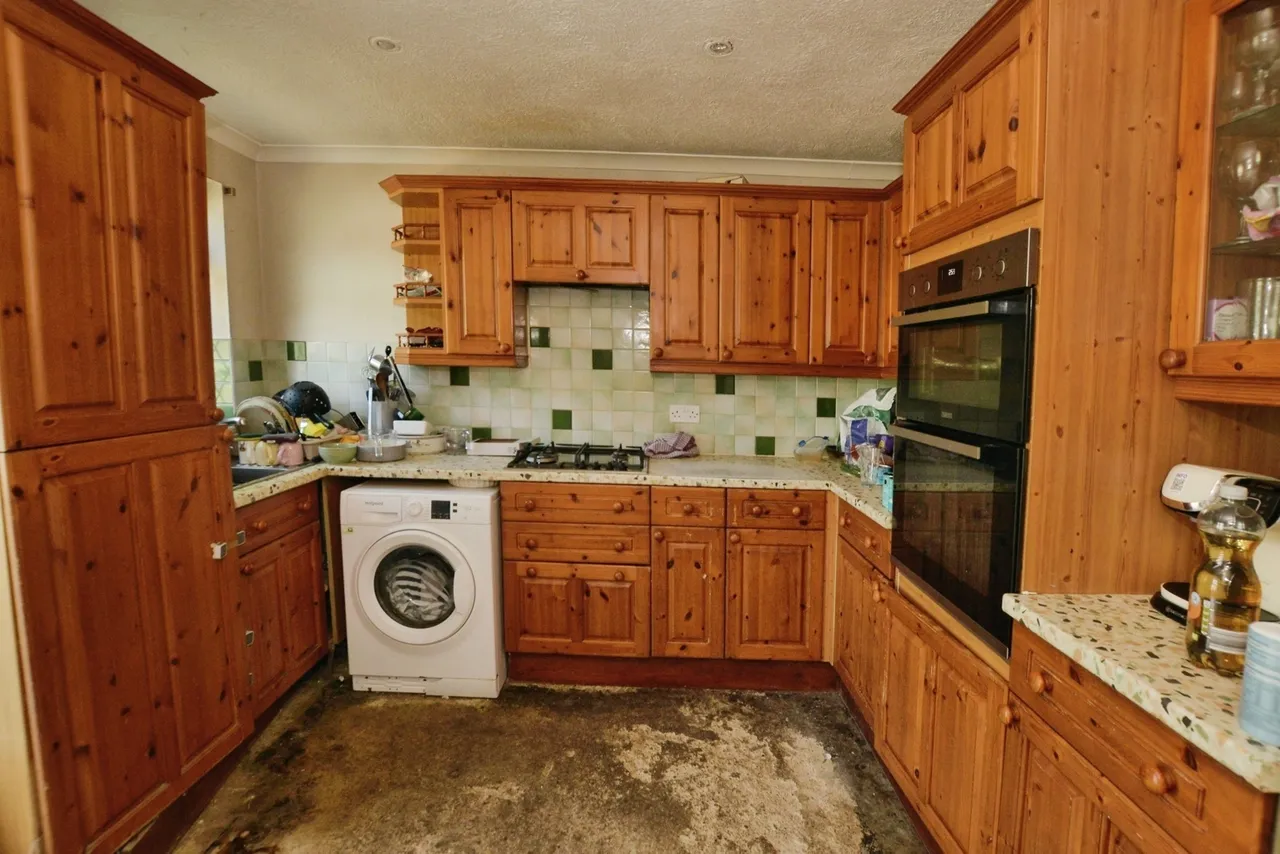 Bath Road, Willesborough, TN24, photo 4