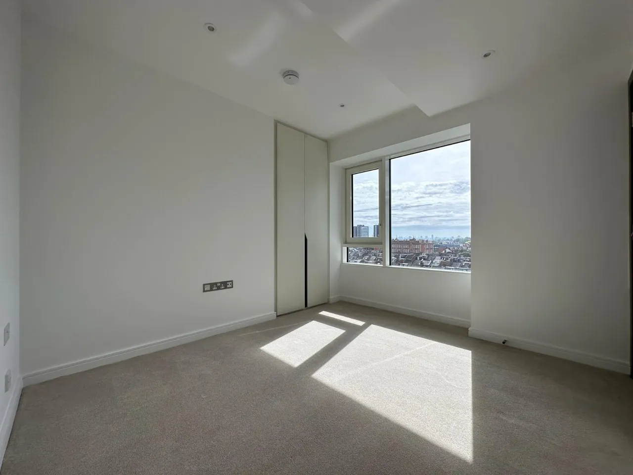 Holland House, W6, photo 4