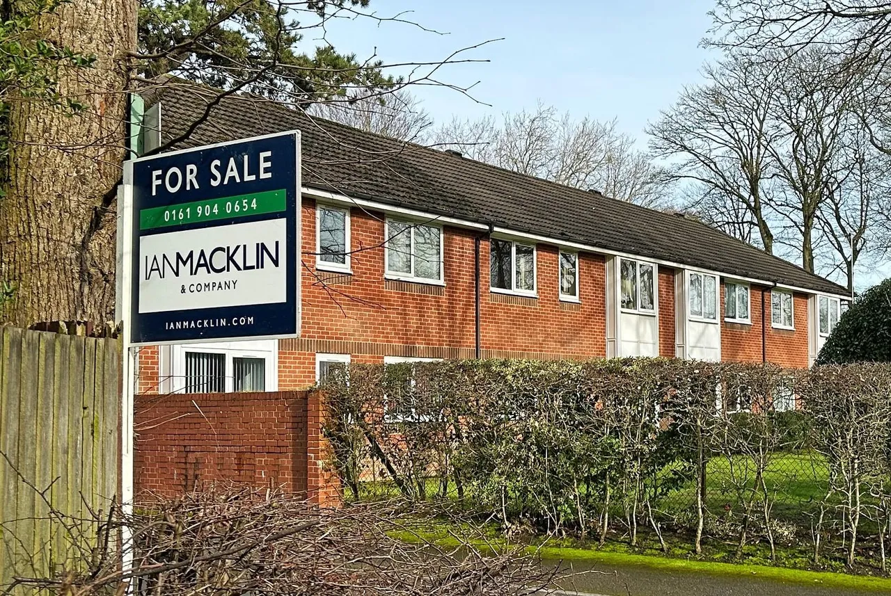 Cotteril Close, Manchester M23 9HY, photo 23