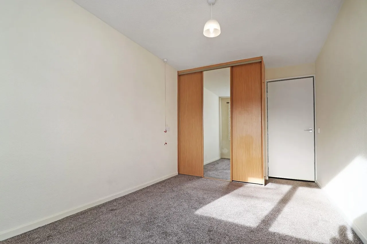 Cotteril Close, Manchester M23 9HY, photo 8