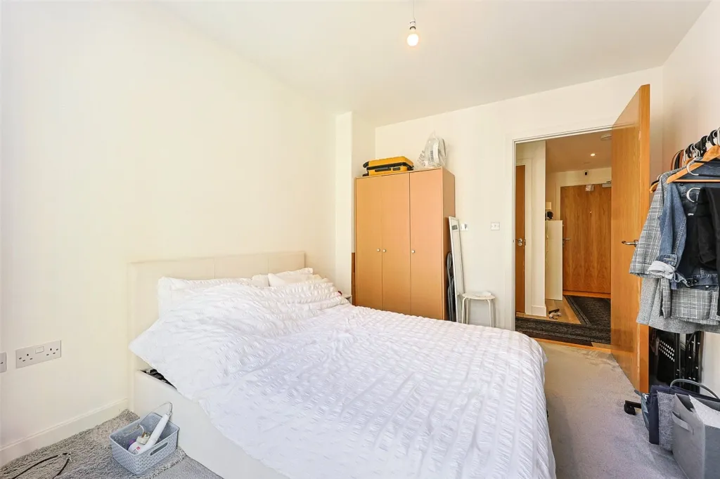 Lismore Boulevard, Colindale, NW9, photo 11