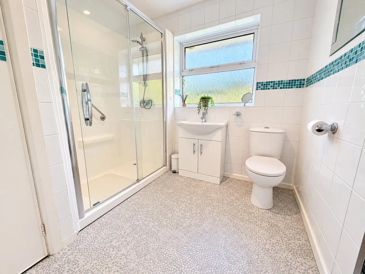 Lyndhurst Avenue, Stockport, SK7, photo 9