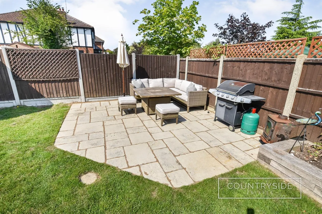 Villa Road, Benfleet, photo 15