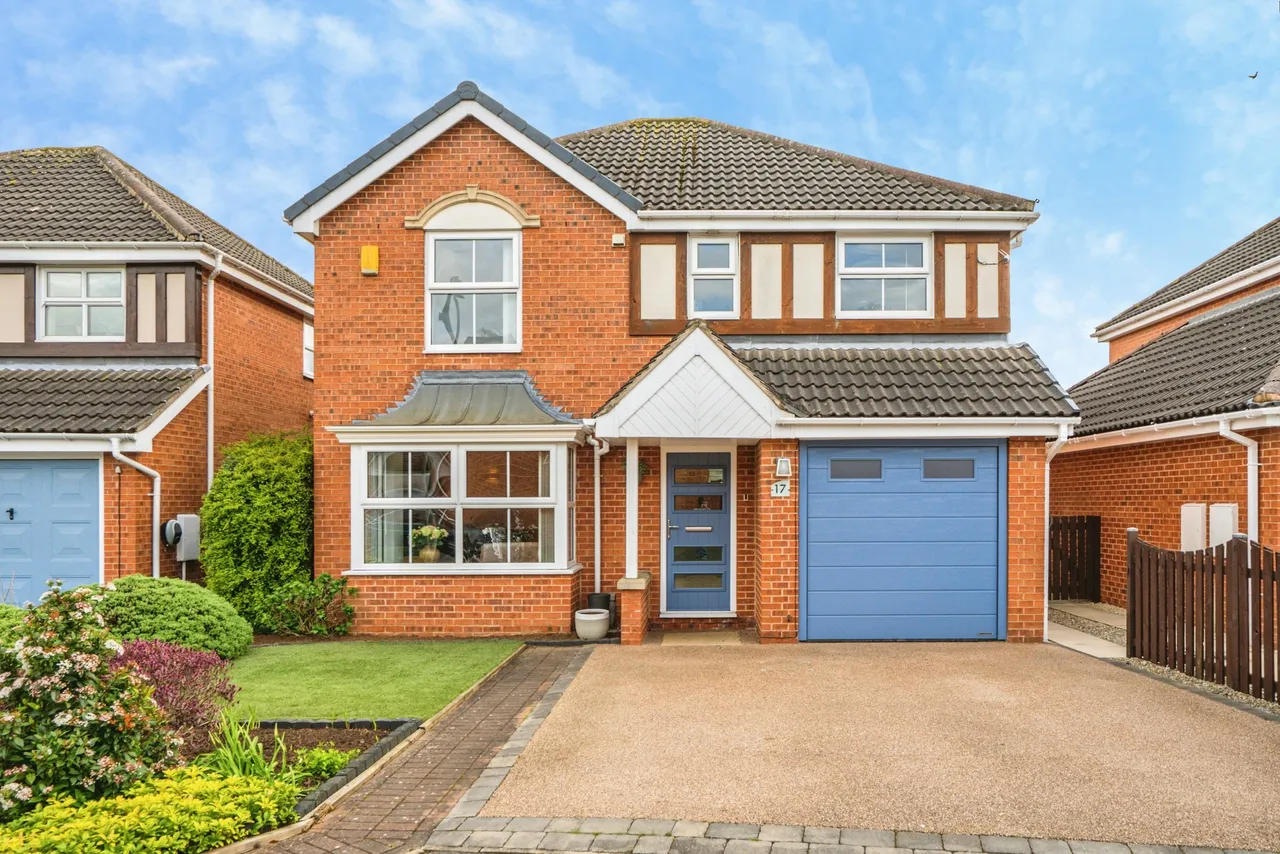 4 bed house for sale — High Brook Fall, Lofthouse, Wakefield