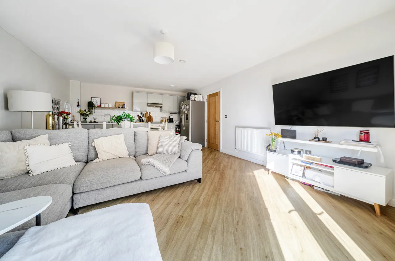 Wickham Road, Fareham, PO16, photo 11