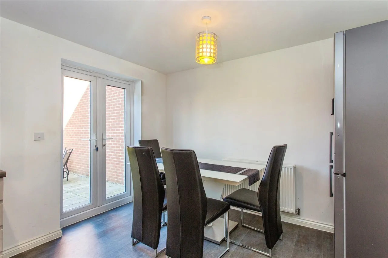 Moreton Road, Preston, PR4, photo 11