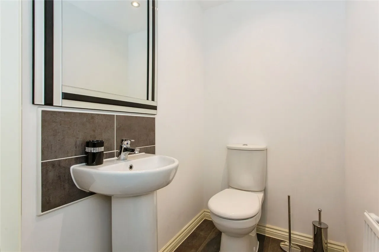 Moreton Road, Preston, PR4, photo 13