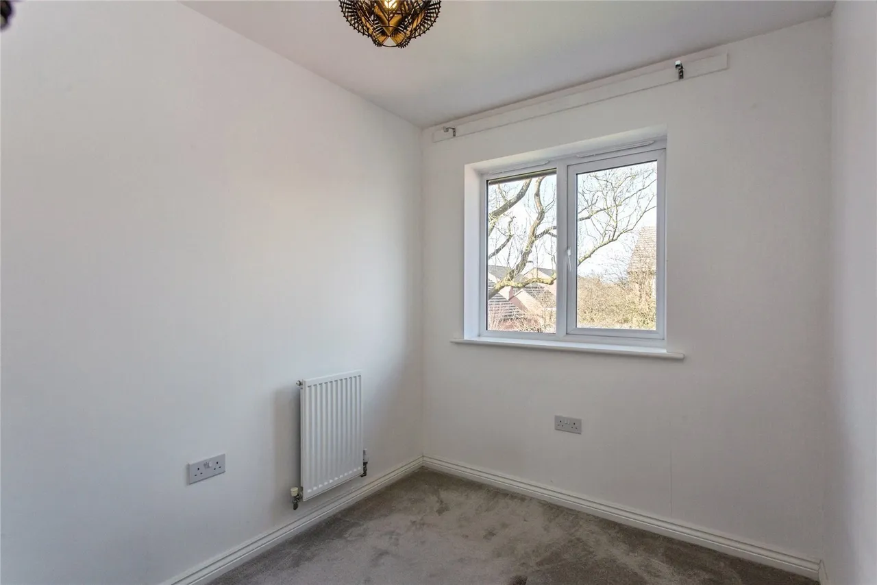 Moreton Road, Preston, PR4, photo 27