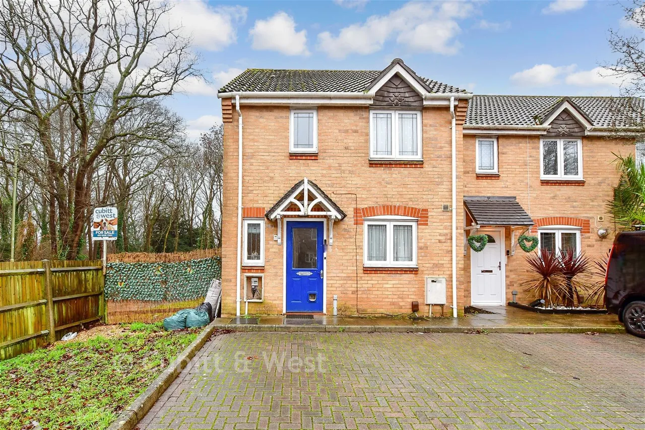 3 bed house for sale, Grebe Close, Waterlooville, PO8