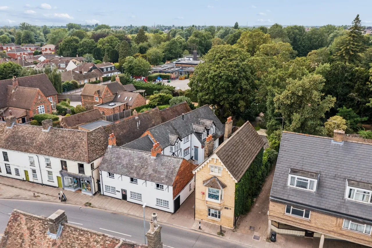 5 bed house for sale, Eynesbury, St Neots, PE19