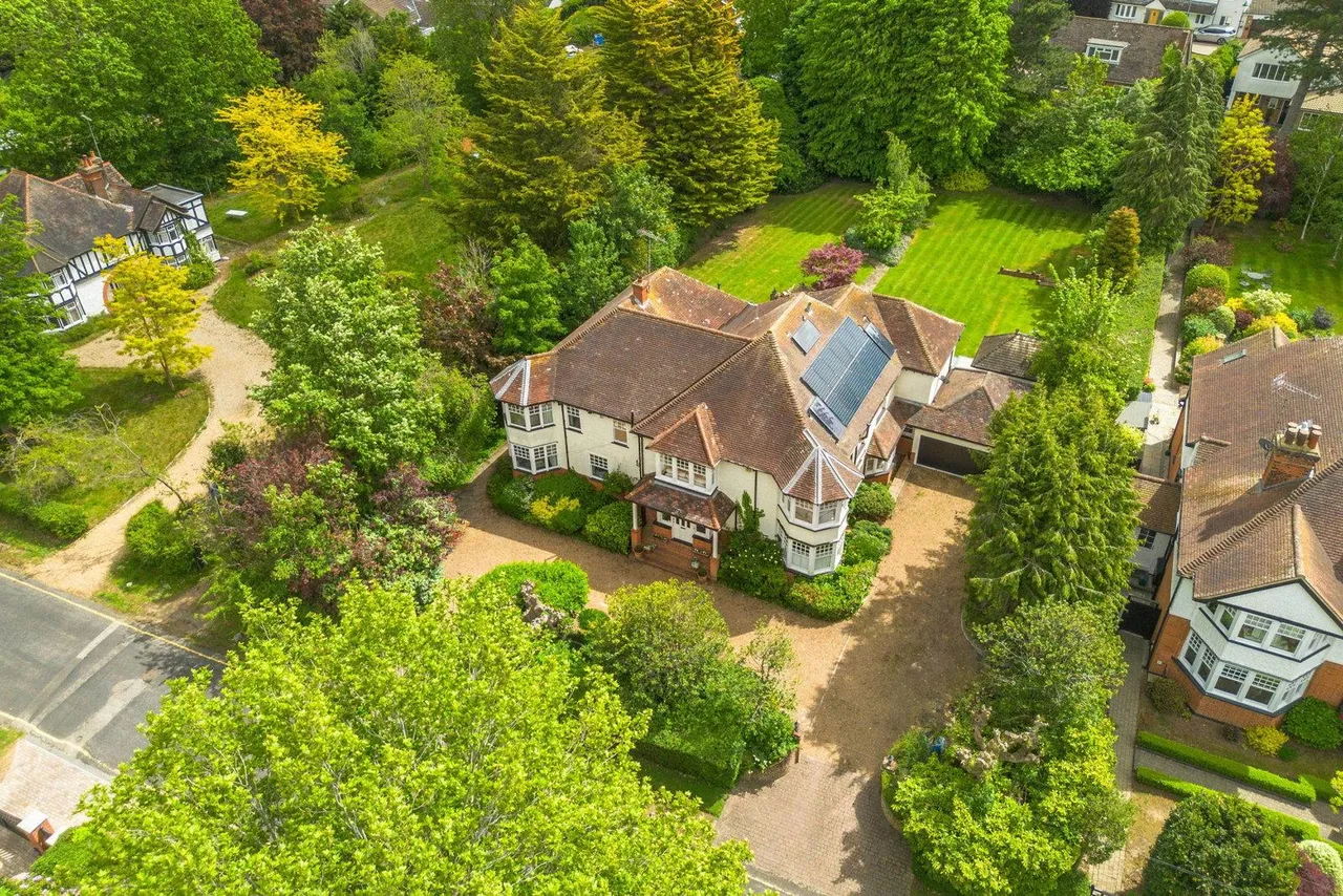 Greenway, Hutton Mount, CM13, photo 67