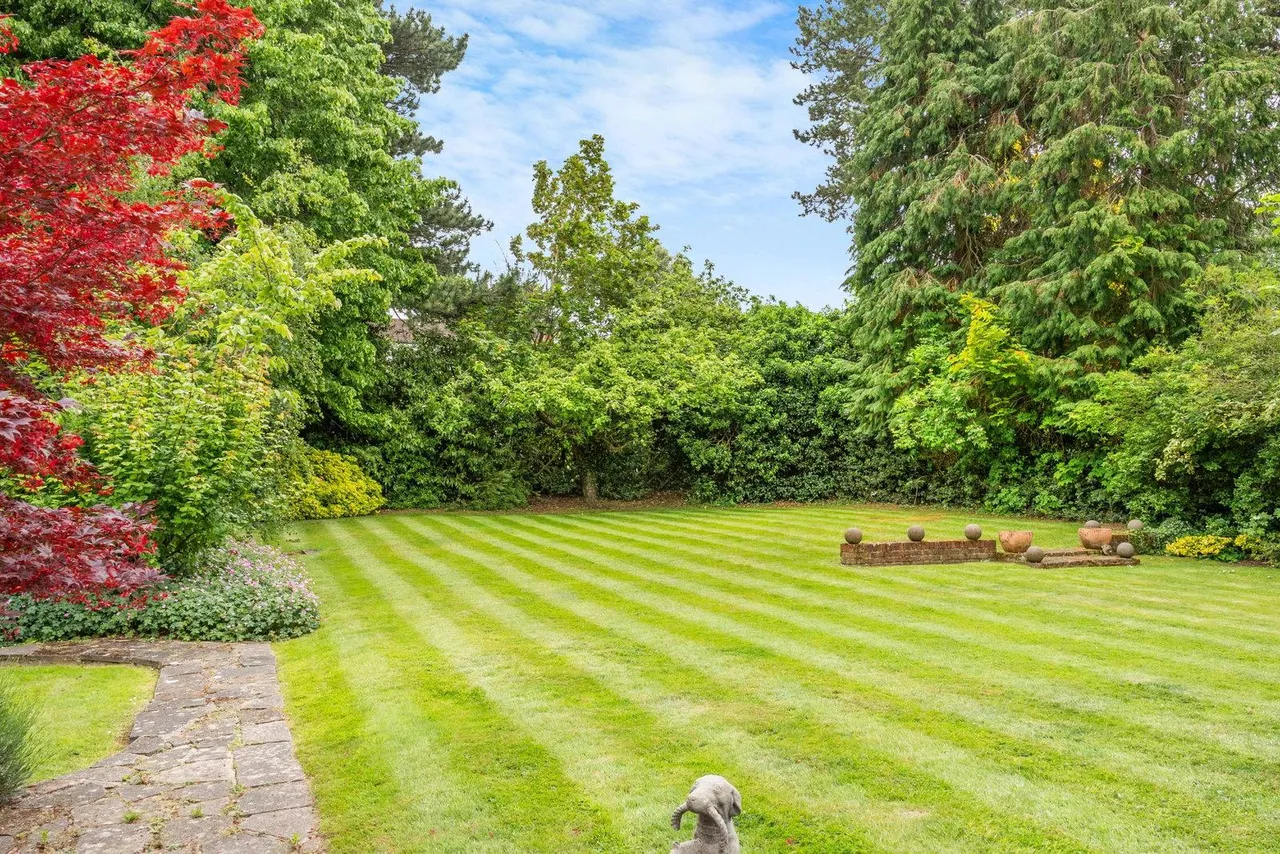 Greenway, Hutton Mount, CM13, photo 62