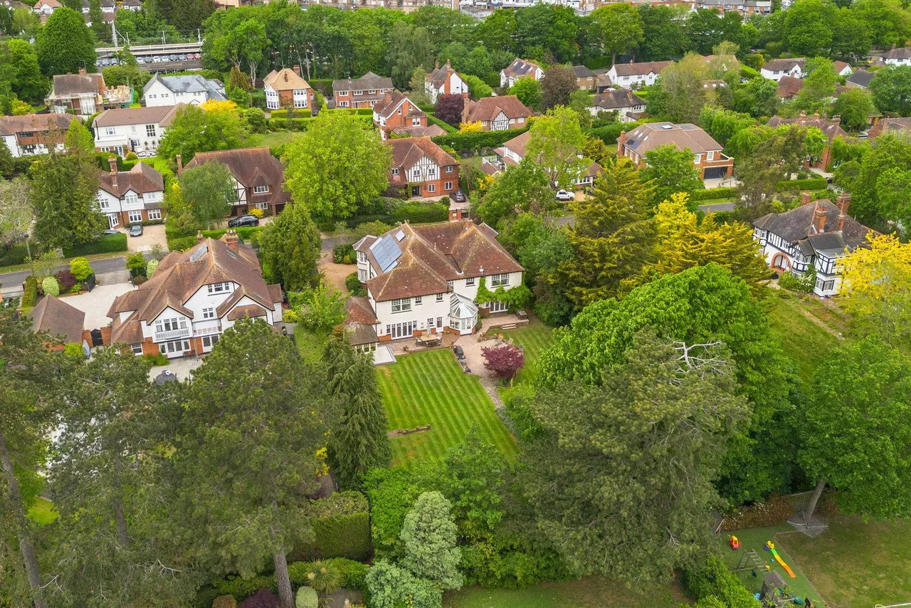 Greenway, Hutton Mount, CM13, photo 65