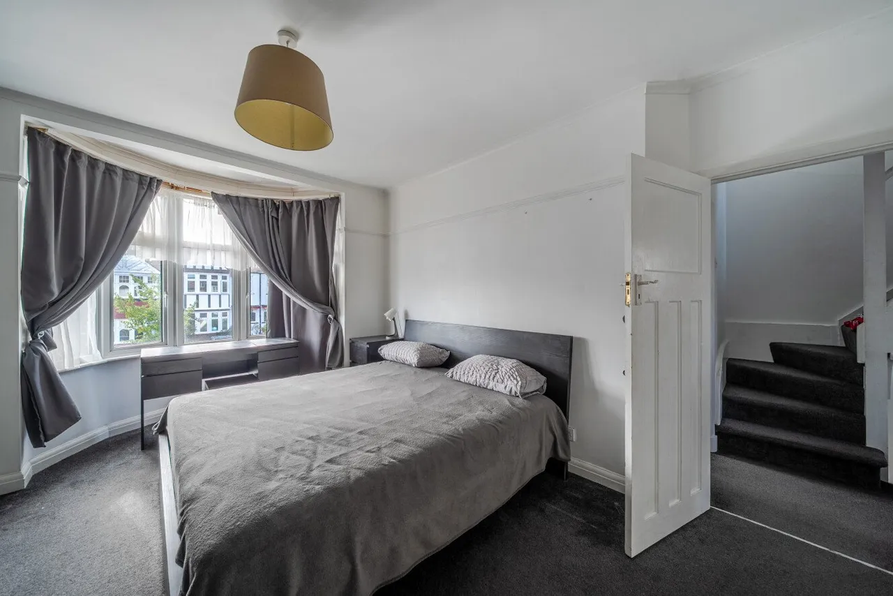 Woodvale Avenue, South Norwood, London, SE25, photo 4
