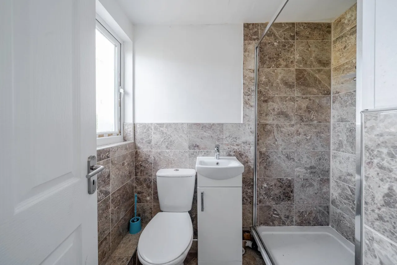 Woodvale Avenue, South Norwood, London, SE25, photo 10