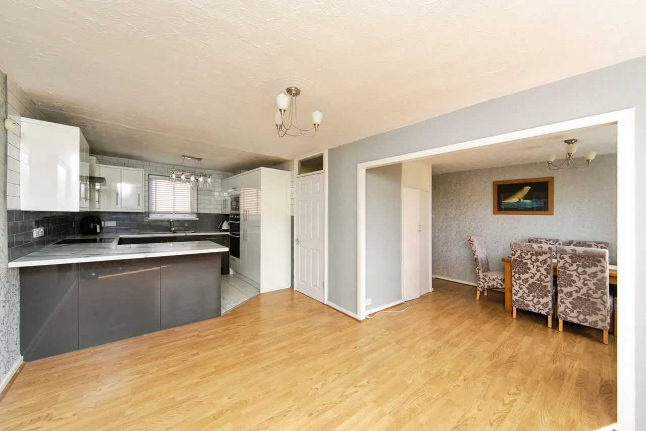 Park Road South, Prenton, CH43, photo 18