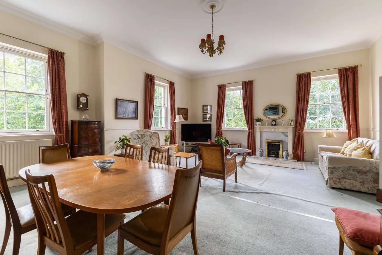 Bayshill Lane, Cheltenham, Gloucestershire, GL50 3AX, photo 6