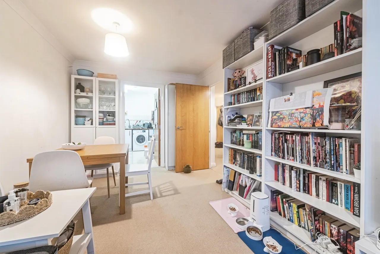 Alencon Link, Basingstoke, RG21, photo 11