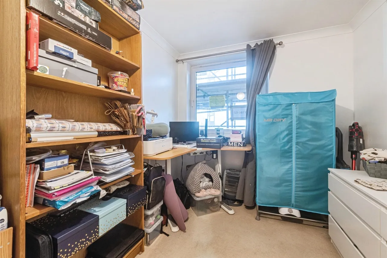 Alencon Link, Basingstoke, RG21, photo 17