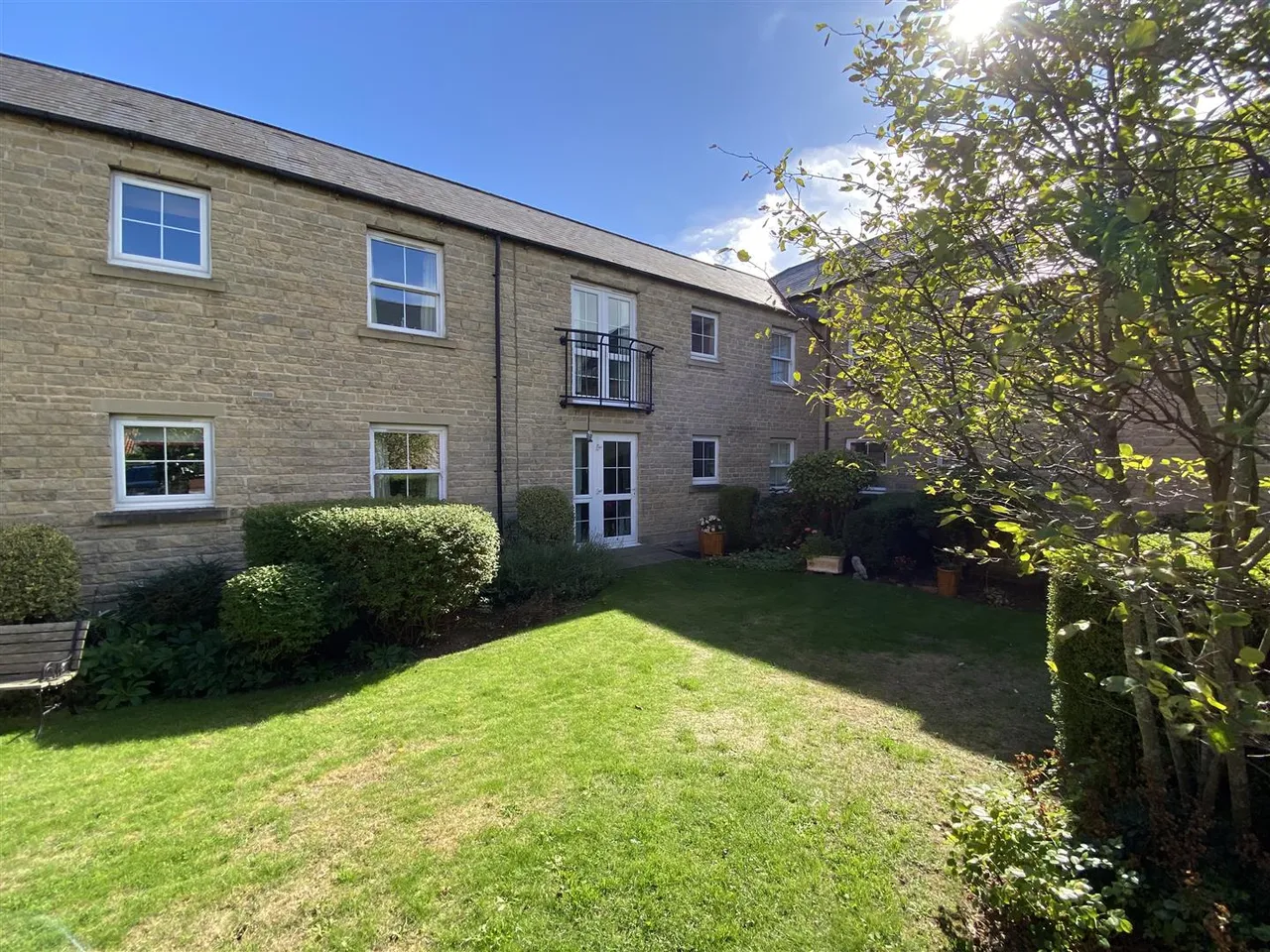 1 bed flat for sale, Greendale Court, Bedale