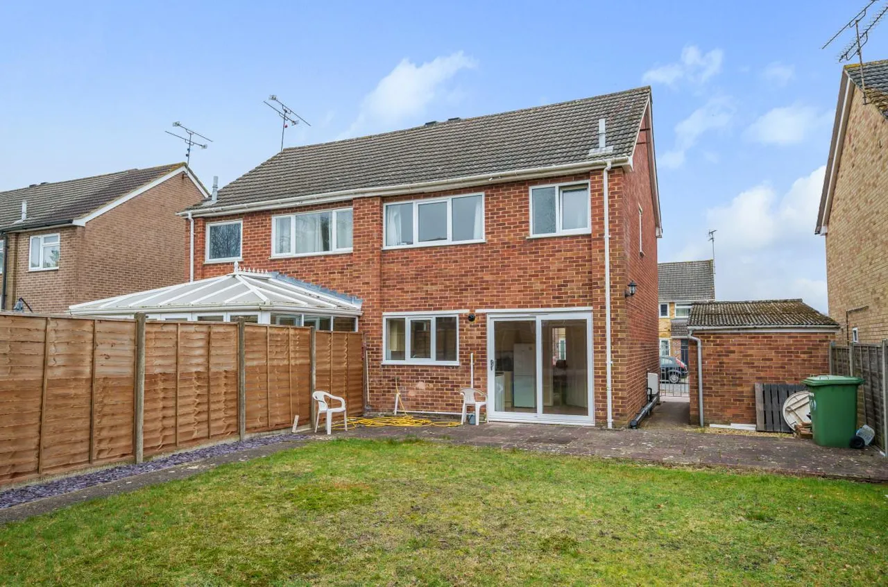 Oak Avenue, Owlsmoor, photo 9