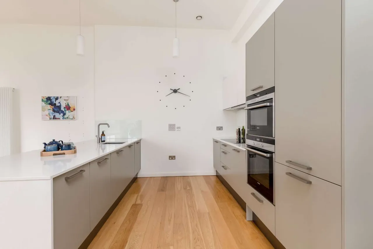 Simpson Loan, Quartermile, Edinburgh, EH3 9GN, photo 8