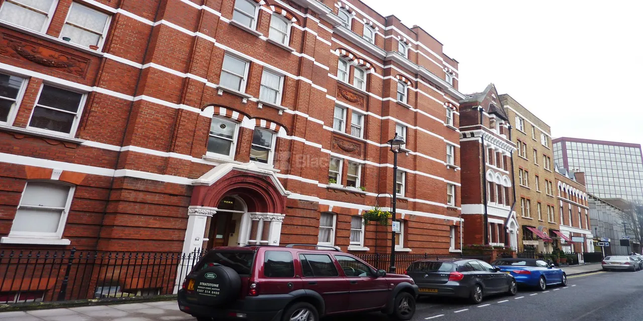 2 bed flat to rent, Chiltern Street, W1U