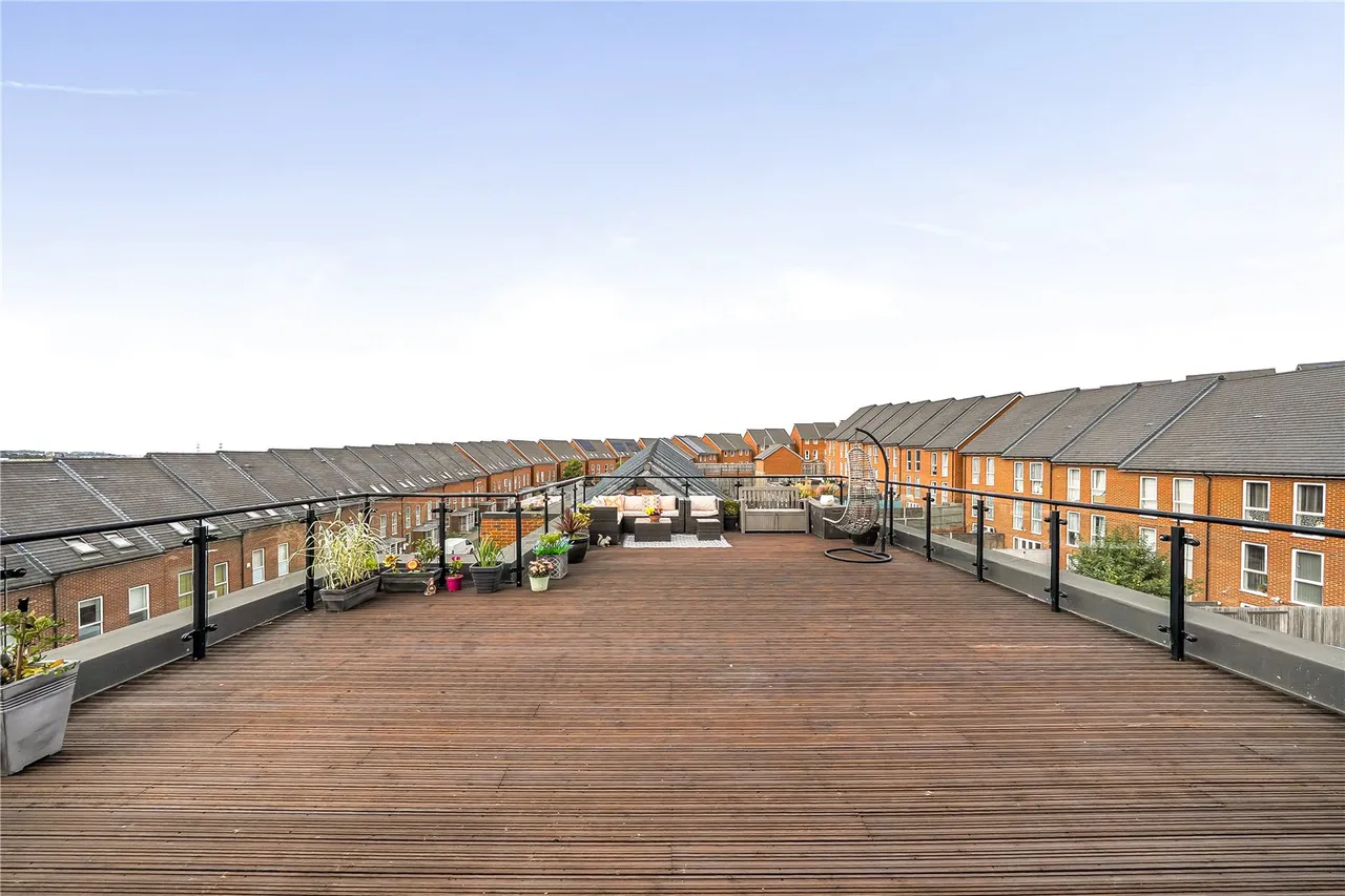 Oakes Crescent, Dartford, DA1, photo 18