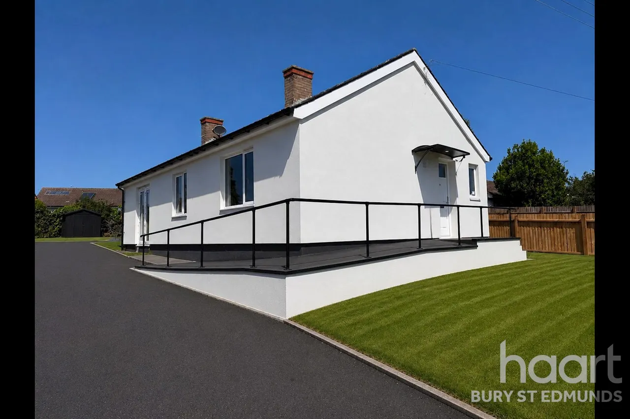 3 bed house for sale, Hillside, Stowmarket, IP14