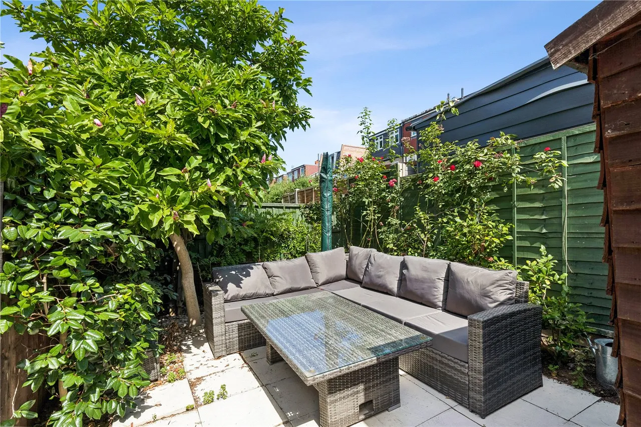 Kettering Street, London, SW16, photo 9