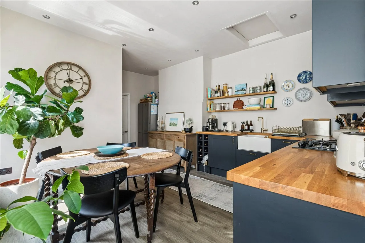 Kettering Street, London, SW16, photo 8