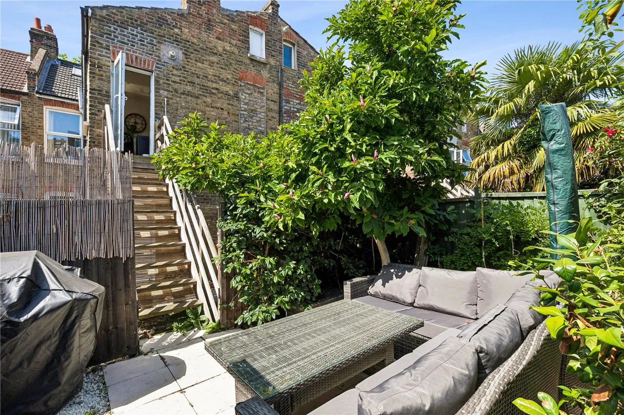 Kettering Street, London, SW16, photo 10