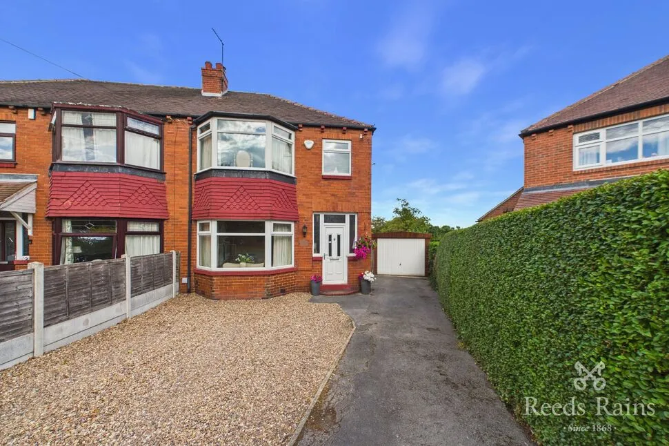 3 bed house for sale — Beechwood Grove, Horbury, West Yorkshire, WF4
