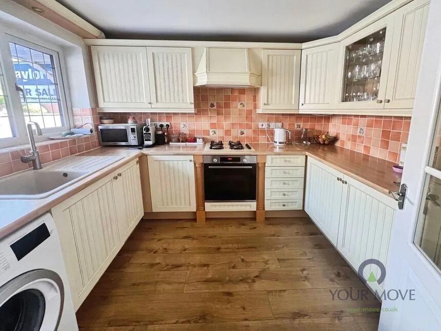 Fernhurst Drive, Brierley Hill, West Midlands, DY5, photo 5