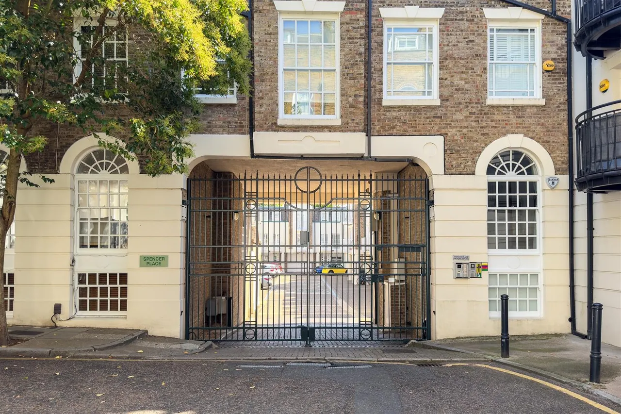 Spencer Place, Canonbury N1 2AX, photo 11