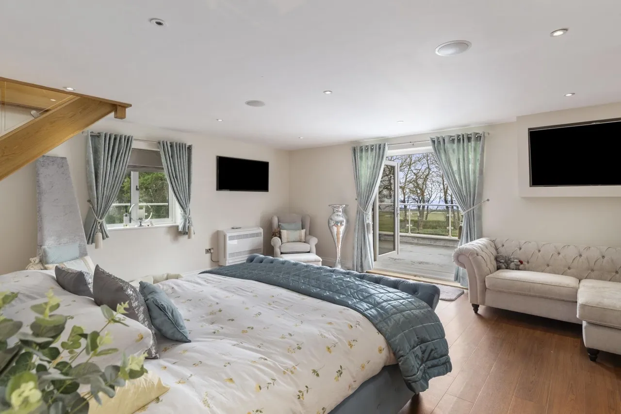 Dimlands Road, Llantwit Major, CF61, photo 12
