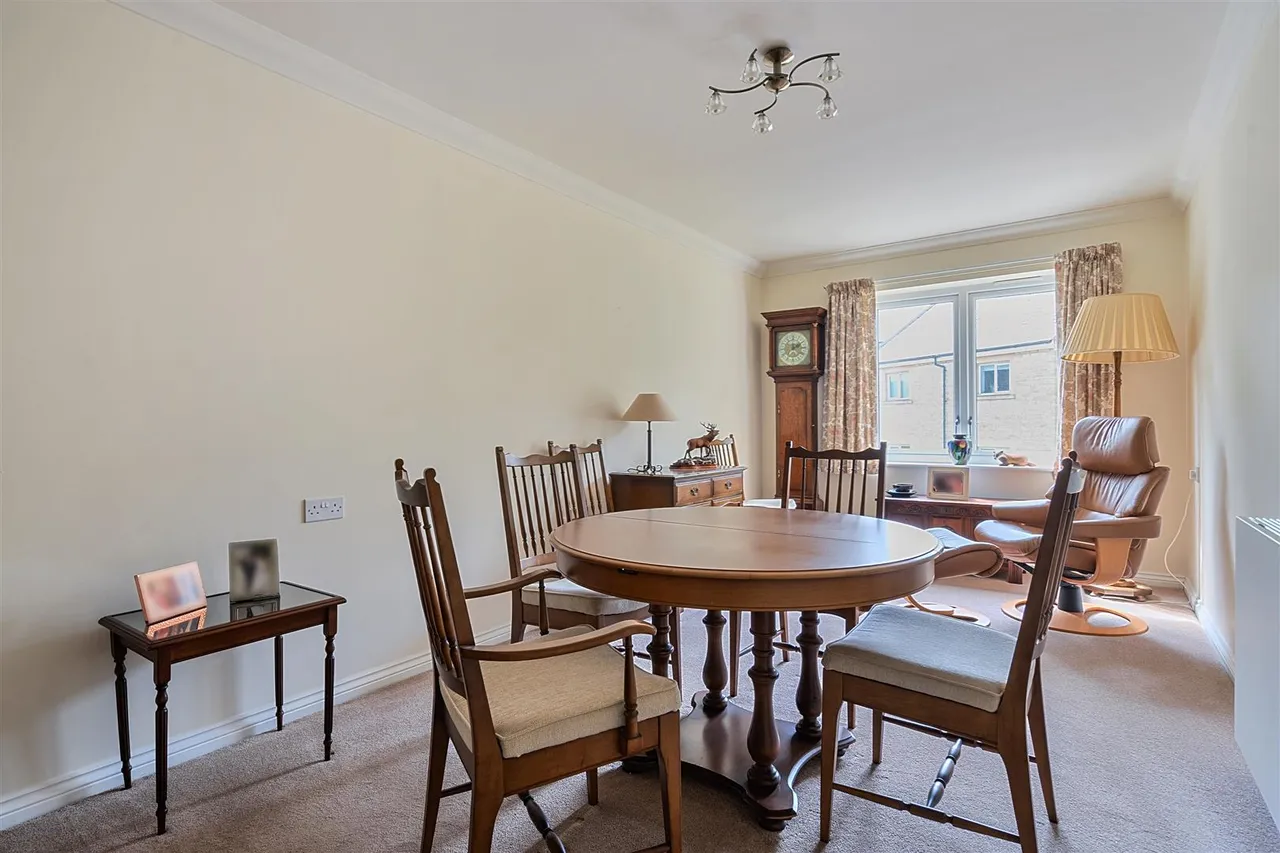 Gloucester Road, Malmesbury, SN16, photo 6