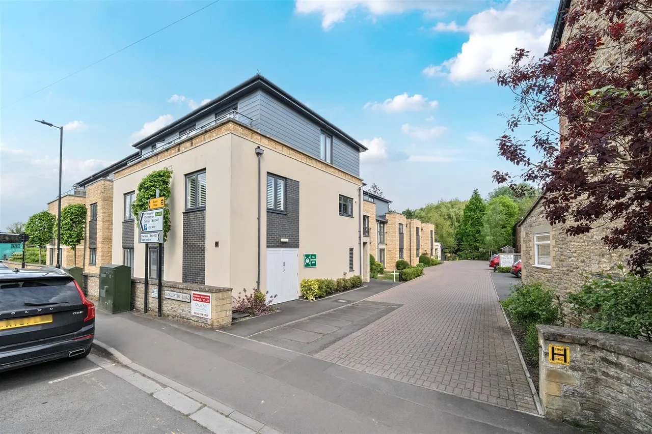Gloucester Road, Malmesbury, SN16, photo 15