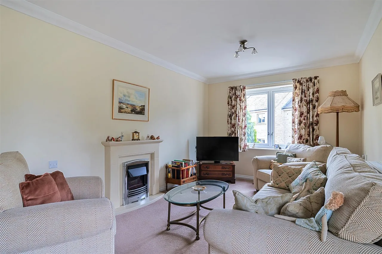 Gloucester Road, Malmesbury, SN16, photo 5