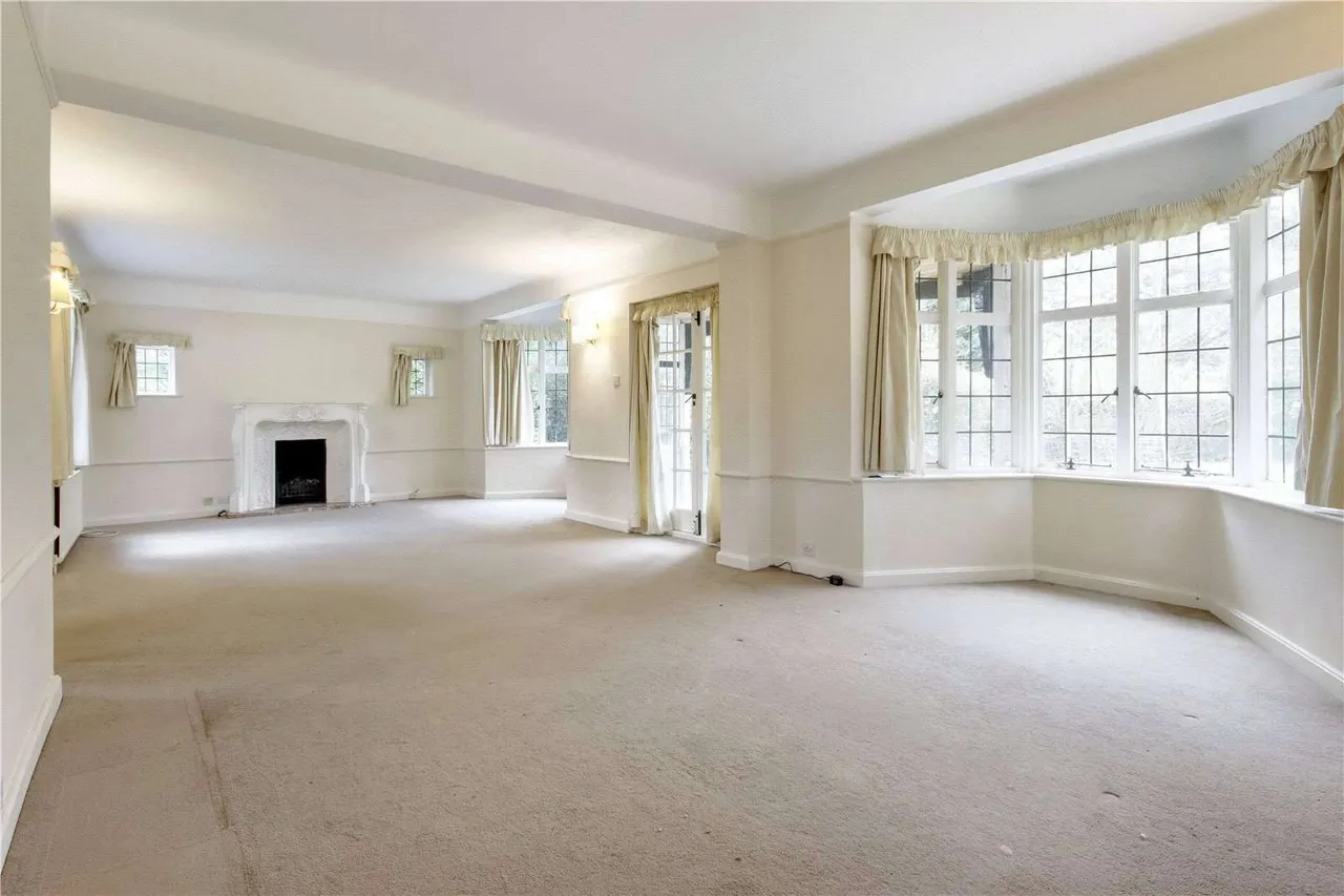 Brassey Road, Oxted, Surrey, RH8 0ET, photo 2
