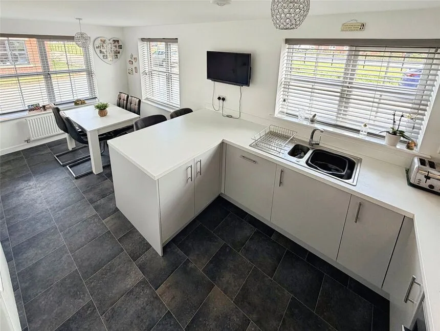 Davenport Close, Armthorpe, South Yorkshire, DN3, photo 3