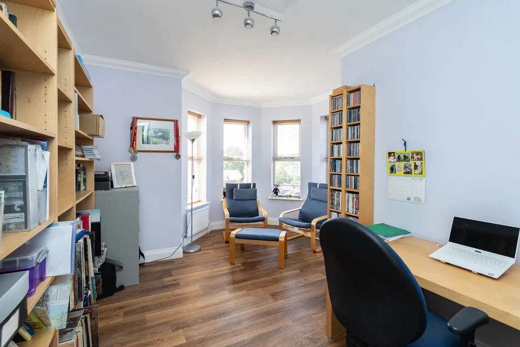 Downsview Gardens, Dorking, RH4, photo 14
