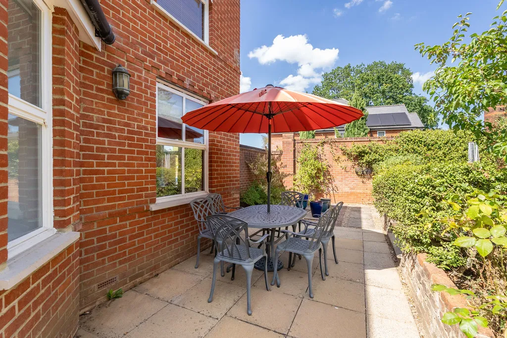Downsview Gardens, Dorking, RH4, photo 8