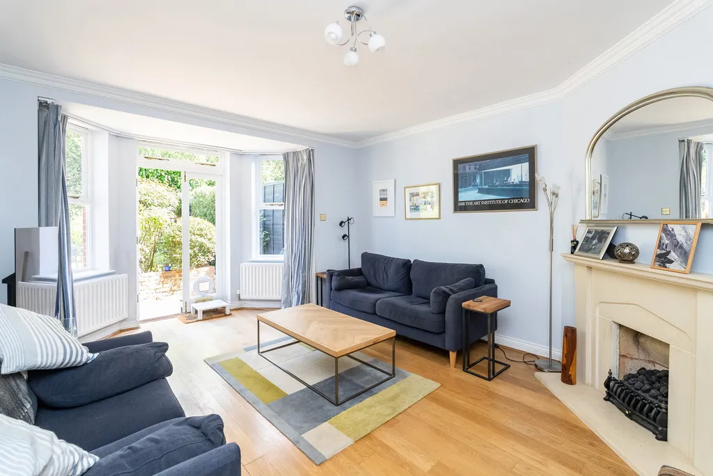 Downsview Gardens, Dorking, RH4, photo 2