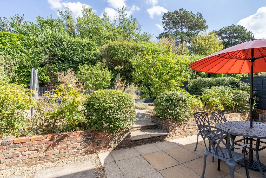 Downsview Gardens, Dorking, RH4, photo 4